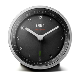 Braun BC07SB-DCF Radiostyrd analog väckarklocka, silver/svart